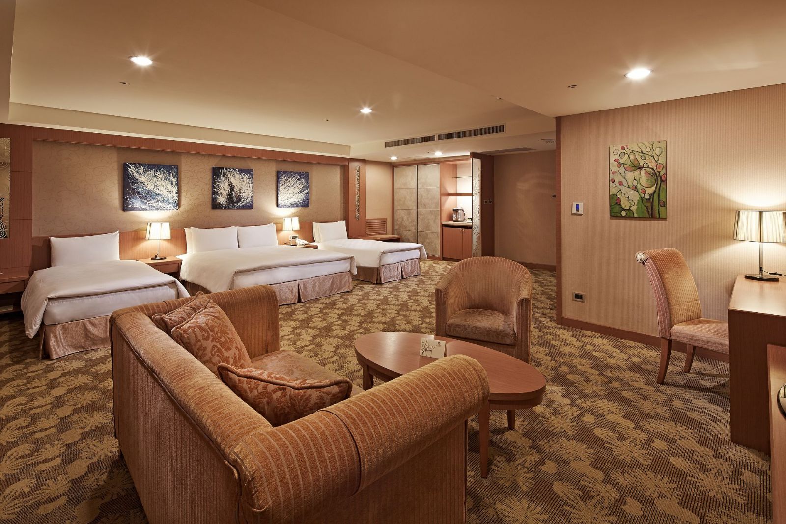 義大天悅飯店 入住遊樂園隔壁 Hotelmylist